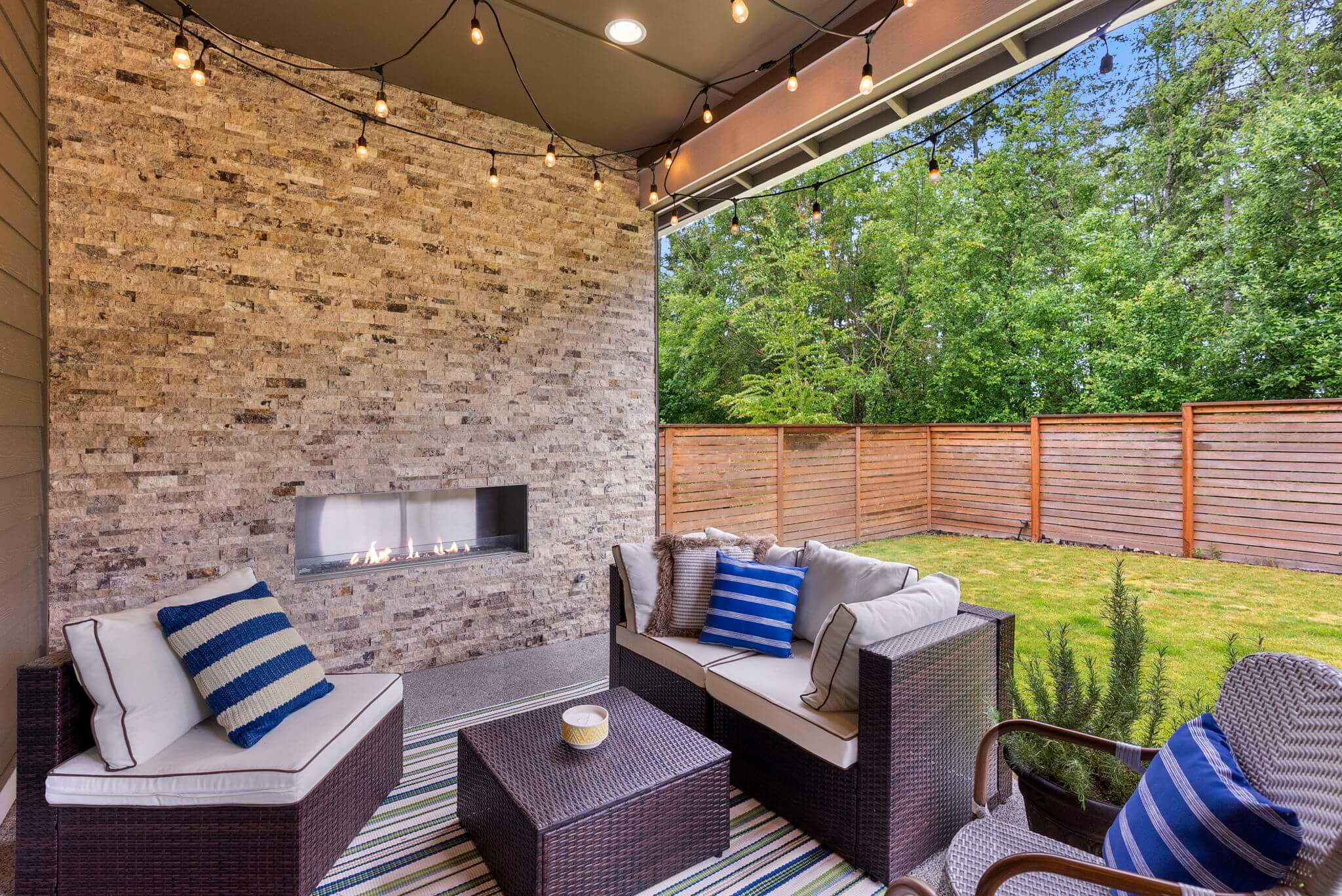 Covered patio with gas fireplace