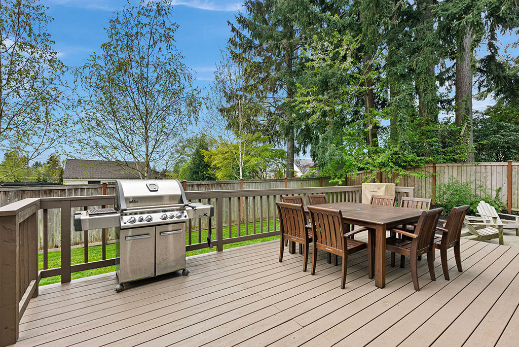 Rear deck off dining room is ideal for entertaining