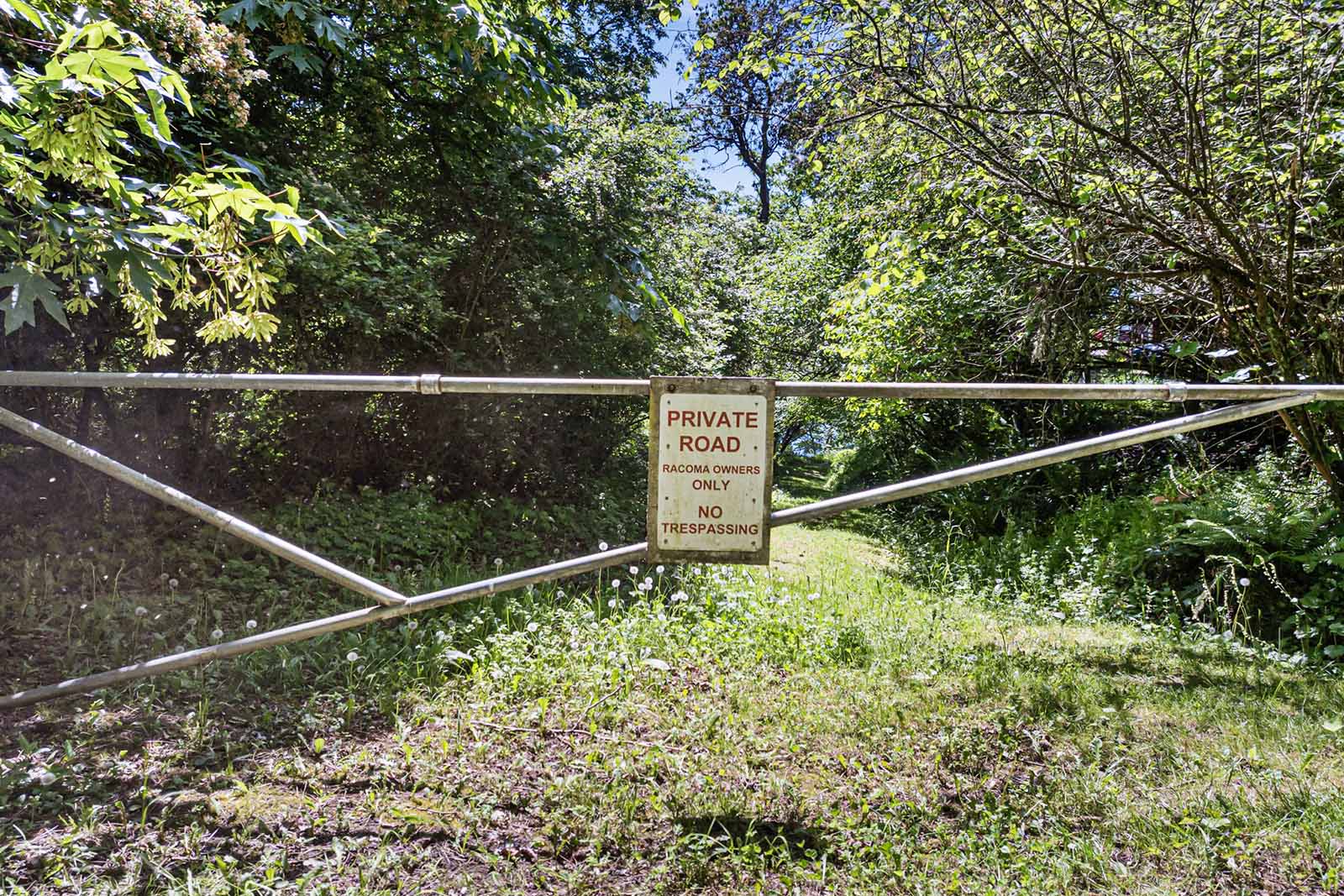 Trail head for beach access is just a block from the house