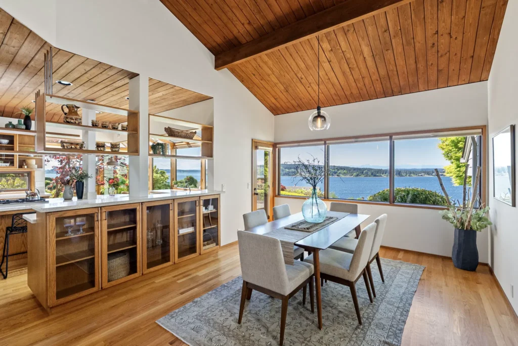 Dining room is open to the kitchen