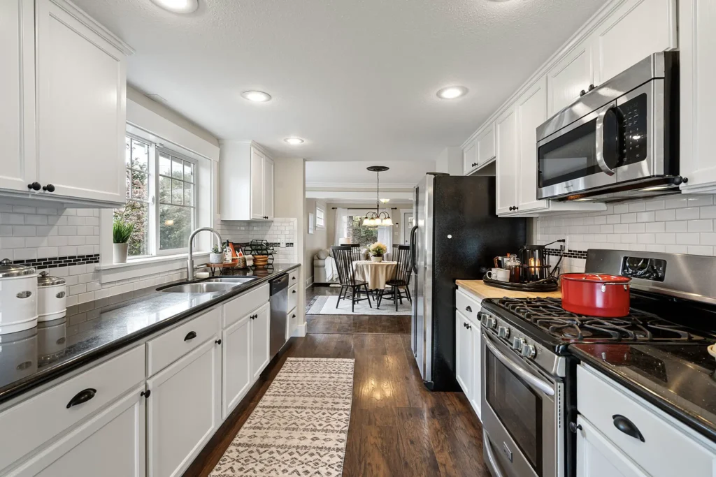 Updated eat-in kitchen with granite counters