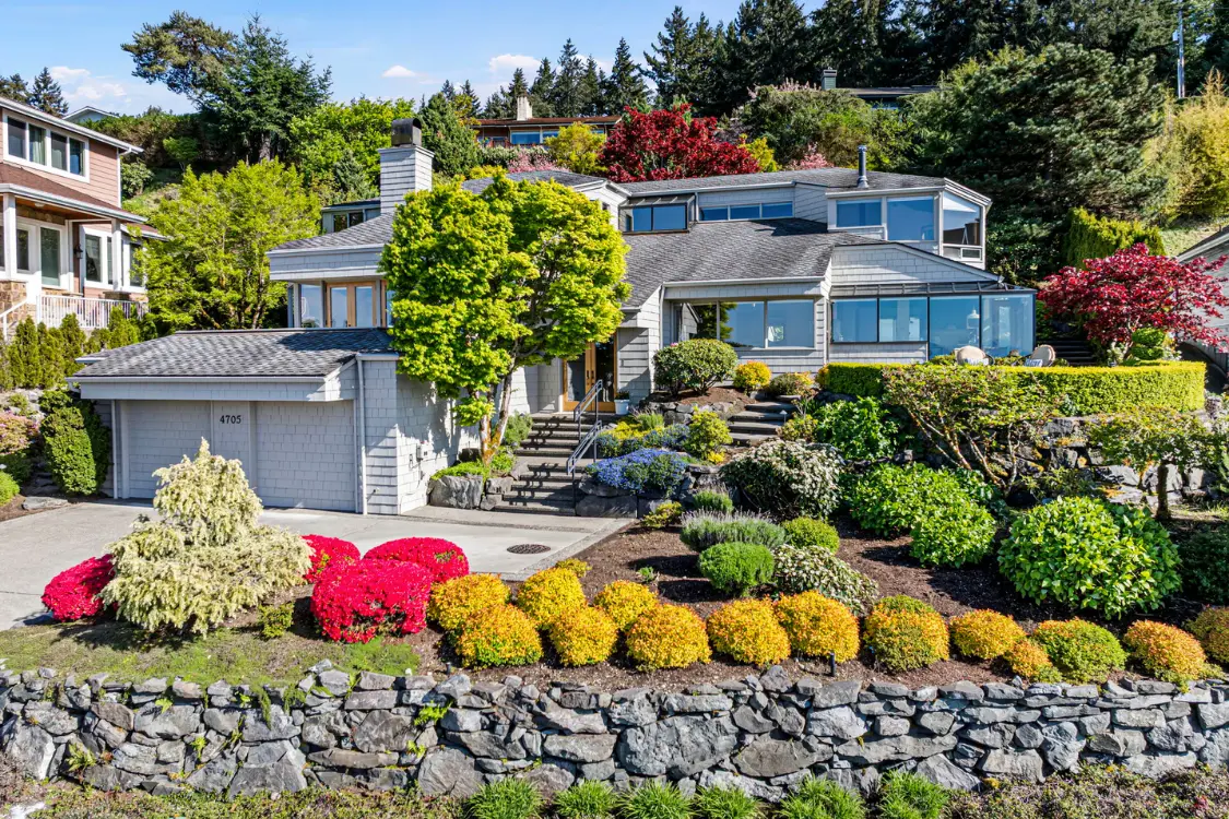 SOLD $1,750,0004705 Memory Lane W

University Place, WA 98466

Represented Seller | 5/15/2026

4 BR | 4 BA | 4,740 SQFT